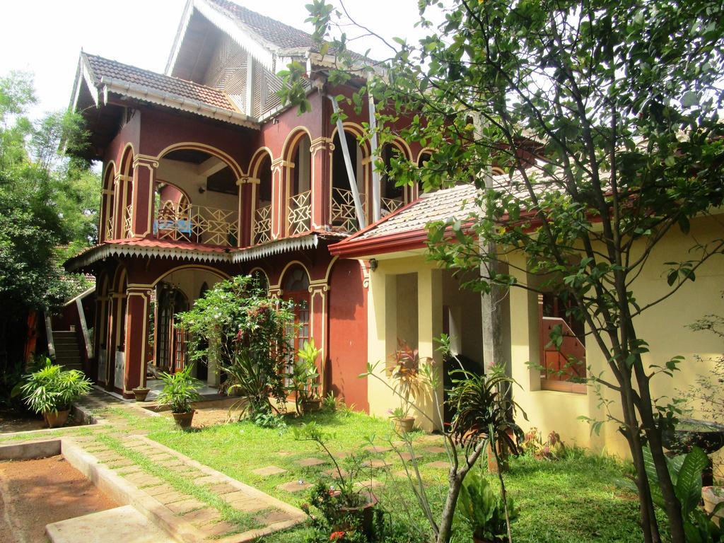 Hotel Shalini Anuradhapura Εξωτερικό φωτογραφία