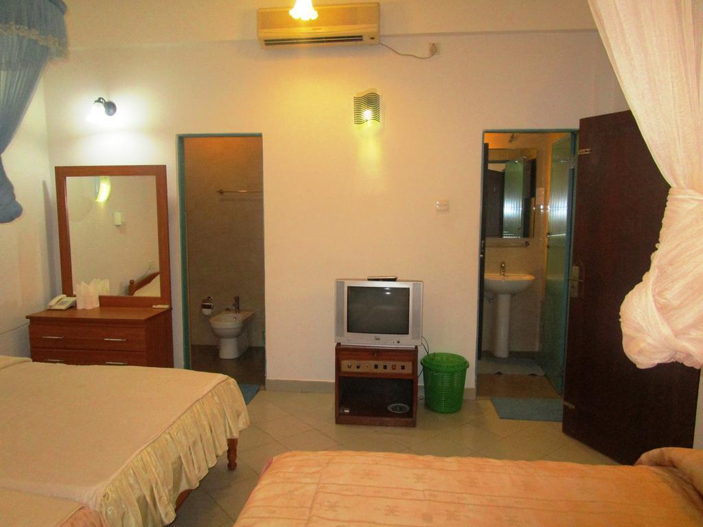 Hotel Shalini Anuradhapura Δωμάτιο φωτογραφία