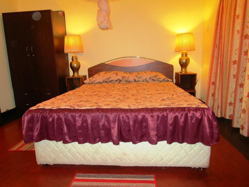 Hotel Shalini Anuradhapura Δωμάτιο φωτογραφία